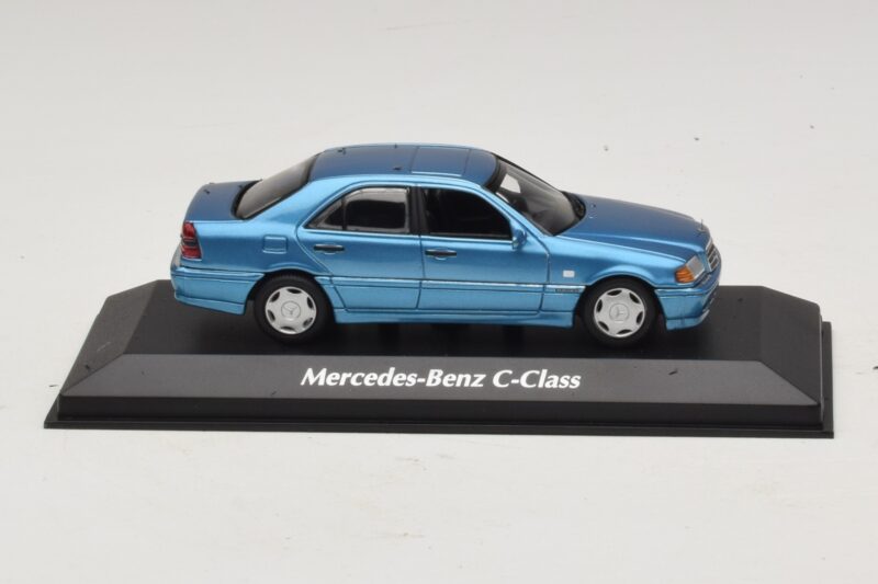 Mercedes C-Class W202 Bleu Métallisé Maxichamps 1:43 940037060 Métal