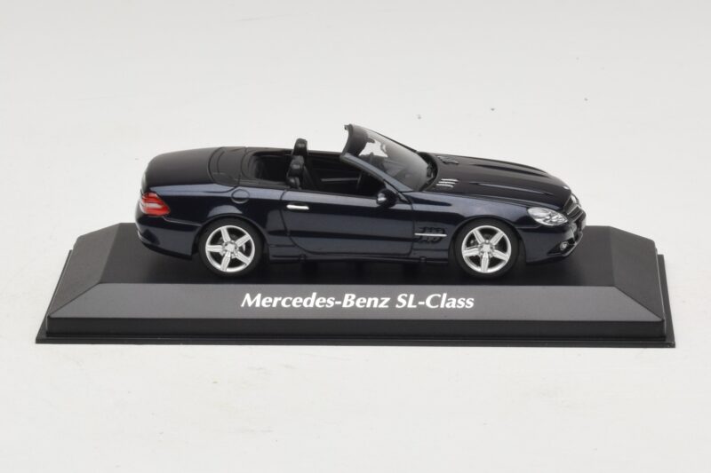 Mercedes SL R230 Bleu Métallisé Maxichamps 1:43 940037531 Diecast