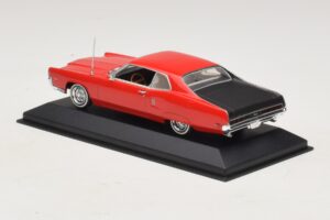 Mercury Marauder X-100 Rouge Noir Minichamps 1:43 400082121 Métal — image 3 sur 5