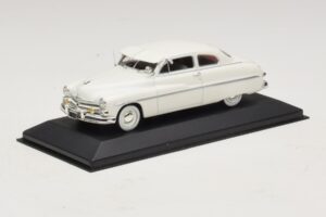 Mercury Monterey Blanc Minichamps 1:43 400082401 Métal — image 2 sur 5
