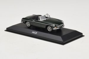 MG MGB Mk1 Vert Maxichamps 1:43 940131031 Métal — image 3 sur 5