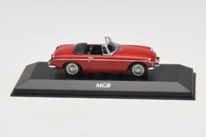 MG MGB Mk1 Rouge Maxichamps 1:43 940131030 Diecast