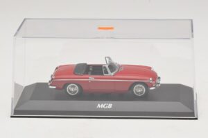 MG MGB Mk1 Rouge Maxichamps 1:43 940131030 Métal — image 4 sur 5