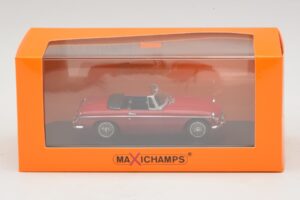 MG MGB Mk1 Rouge Maxichamps 1:43 940131030 Métal — image 5 sur 5