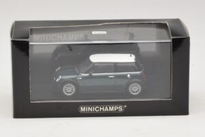 Mini Cooper One R50 Aero Green Avec Toit Blanc Minichamps 1:43 MINI011 Diecast — image 5 sur 5