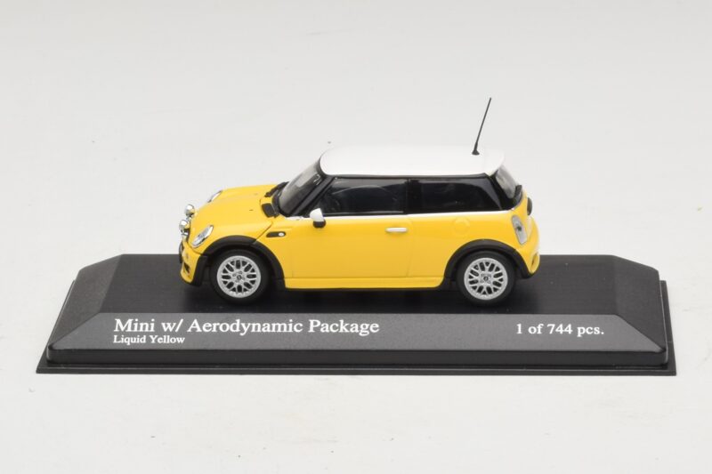 Mini Cooper One R50 avec Pack Aéro Jaune Minichamps 1:43 431138274 Diecast