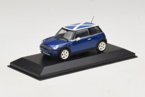 Mini Cooper S R53 Bleu Avec Drapeau Écossais Minichamps 1:43 MINI016 Diecast — image 2 sur 5