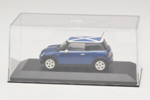 Mini Cooper S R53 Bleu Avec Drapeau Écossais Minichamps 1:43 MINI016 Diecast — image 4 sur 5