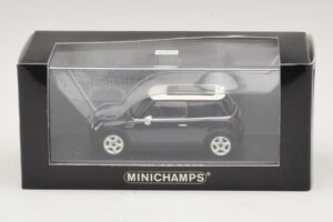 Mini Cooper S R53 Vert Foncé Avec Toit Panoramique Minichamps 1:43 MINI015 Diecast — image 4 sur 4