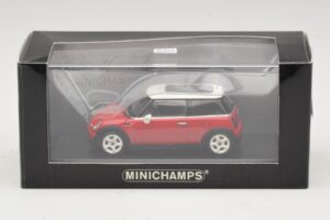 Mini Cooper S R53 Rouge Avec Toit Panoramique Minichamps 1:43 MINI024 Diecast — image 5 sur 5