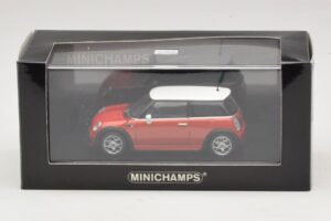 Mini Cooper S R53 Rouge Avec Toit Blanc Minichamps 1:43 MINI025 Diecast — image 5 sur 5