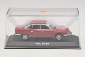 NSU Ro 80 Rouge Maxichamps 1:43 940015402 Diecast — image 4 sur 5