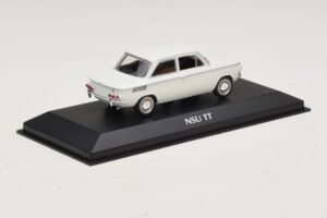 NSU TT Blanc Maxichamps 1:43 940015300 Diecast — image 2 sur 5