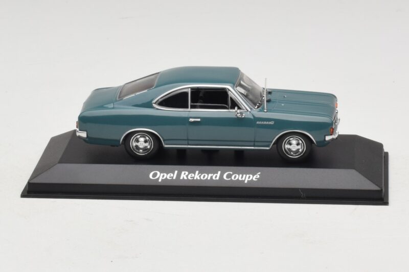 Opel Rekord C Coupé Bleu Maxichamps 1:43 940046121 Diecast