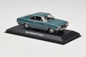 Opel Rekord C Coupé Bleu Maxichamps 1:43 940046121 Diecast — image 3 sur 5