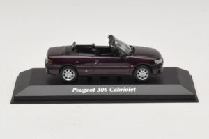 Peugeot 306 Cabriolet Violet Métallisé Maxichamps 1:43 940112834 Métal