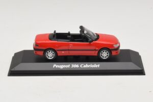Peugeot 306 Cabriolet Rouge Maxichamps 1:43 940112830 Diecast