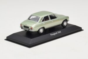 Peugeot 504 Vert Clair Métallisé Maxichamps 1:43 940112501 Métal — image 2 sur 5
