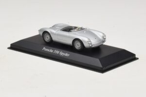 Porsche 550 Spyder Argent Maxichamps 1:43 940066030 Métal — image 3 sur 5