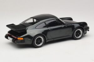 Porsche 911 930 Turbo 3.3 Vert Foncé Métallisé KK-Scale 1:18 KKDC181441 Métal — image 2 sur 6