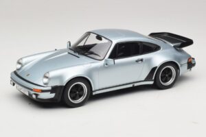Porsche 911 930 Turbo 3.3 Argent KK-Scale 1:18 KKDC181444 Métal