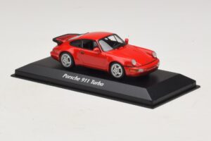 Porsche 911 964 Turbo Rouge Maxichamps 1:43 940069102 Métal — image 3 sur 5