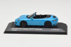 Porsche 911 991.1 Carrera 4 GTS Cabriolet Bleu Minichamps 1:43 410067332 Métal
