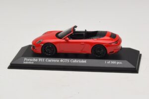 Porsche 911 991.1 Carrera 4 GTS Cabriolet Rouge Minichamps 1:43 410067330 Métal