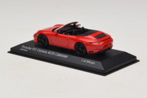 Porsche 911 991.1 Carrera 4 GTS Cabriolet Rouge Minichamps 1:43 410067330 Métal — image 3 sur 5