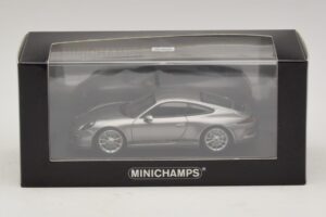 Porsche 911 991.1 R Argent Minichamps 1:43 410066224 Diecast — image 5 sur 5