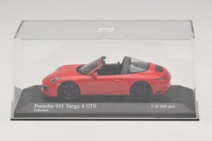 Porsche 911 991.1 Targa 4 GTS Rouge Minichamps 1:43 410067340 Métal — image 4 sur 5