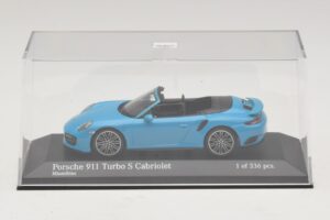 Porsche 911 991.1 Turbo S Cabriolet Bleu Minichamps 1:43 410067182 Métal — image 4 sur 5