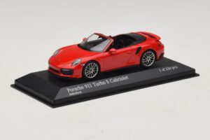 Porsche 911 991.1 Turbo S Cabriolet Rouge Minichamps 1:43 410067180 Métal — image 2 sur 5
