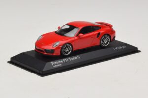 Porsche 911 991.1 Turbo S Rouge Minichamps 1:43 410067170 Métal — image 2 sur 5