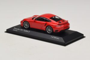 Porsche 911 991.1 Turbo S Rouge Minichamps 1:43 410067170 Métal — image 3 sur 5