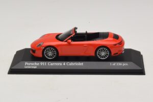 Porsche 911 991.2 Carrera 4 Cabriolet Orange Minichamps 1:43 410067231 Métal