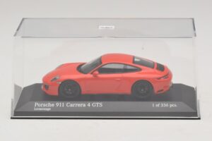 Porsche 911 991.2 Carrera 4 GTS Orange Minichamps 1:43 410067321 Métal — image 4 sur 5