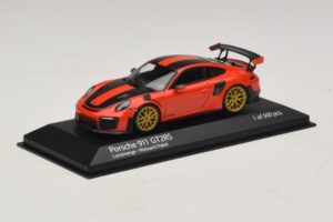 Porsche 911 991.2 GT2 RS Weissach Package Orange Minichamps 1:43 410067224 Métal — image 2 sur 5