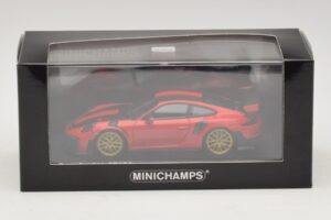 Porsche 911 991.2 GT2 RS Weissach Package Rouge Minichamps 1:43 410067221 Métal — image 5 sur 5