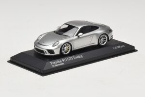Porsche 911 991.2 GT3 Touring Argent Minichamps 1:43 410067422 Métal — image 2 sur 5