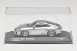Porsche 911 991.2 GT3 Touring Argent Minichamps 1:43 410067422 Métal — image 4 sur 5