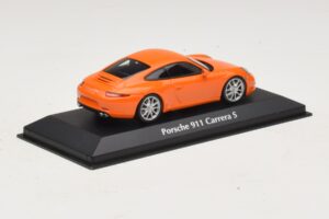 Porsche 911 991 Carrera S Orange Maxichamps 1:43 940060221 Métal — image 2 sur 5