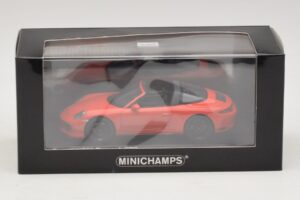 Porsche 911 991 Targa 4 GTS Orange Minichamps 1:43 410067341 Métal — image 5 sur 5
