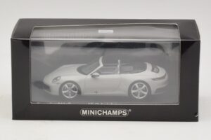 Porsche 911 992 Carrera 4S Cabriolet Gris Minichamps 1:43 410069331 Métal — image 5 sur 5