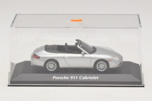 Porsche 911 996 Cabriolet Argent Maxichamps 1:43 940061031 Métal — image 4 sur 5