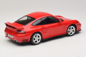Porsche 911 996 GT2 Rouge KK-Scale 1:18 KKDC181454 Métal — image 2 sur 6