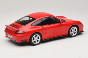 Porsche 911 996 Turbo Rouge KK-Scale 1:18 KKDC181474 Métal — image 2 sur 6