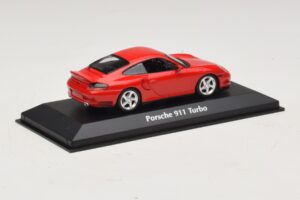 Porsche 911 996 Turbo Rouge Maxichamps 1:43 940069300 Métal — image 2 sur 5