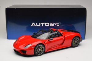 Porsche 918 Spyder Weissach Package Guards Red AUTOart 1:12 12122 Métal — image 8 sur 8