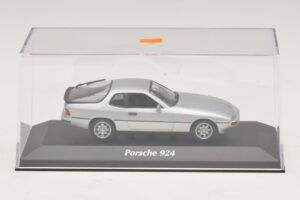 Porsche 924 Argent Maxichamps 1:43 940062120 Diecast — image 4 sur 5